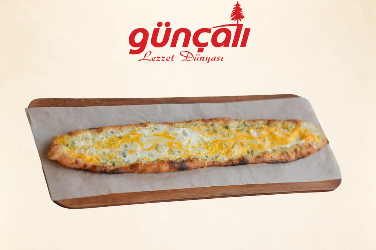 Çökelekli Yumurtalı Pide ürün görseli